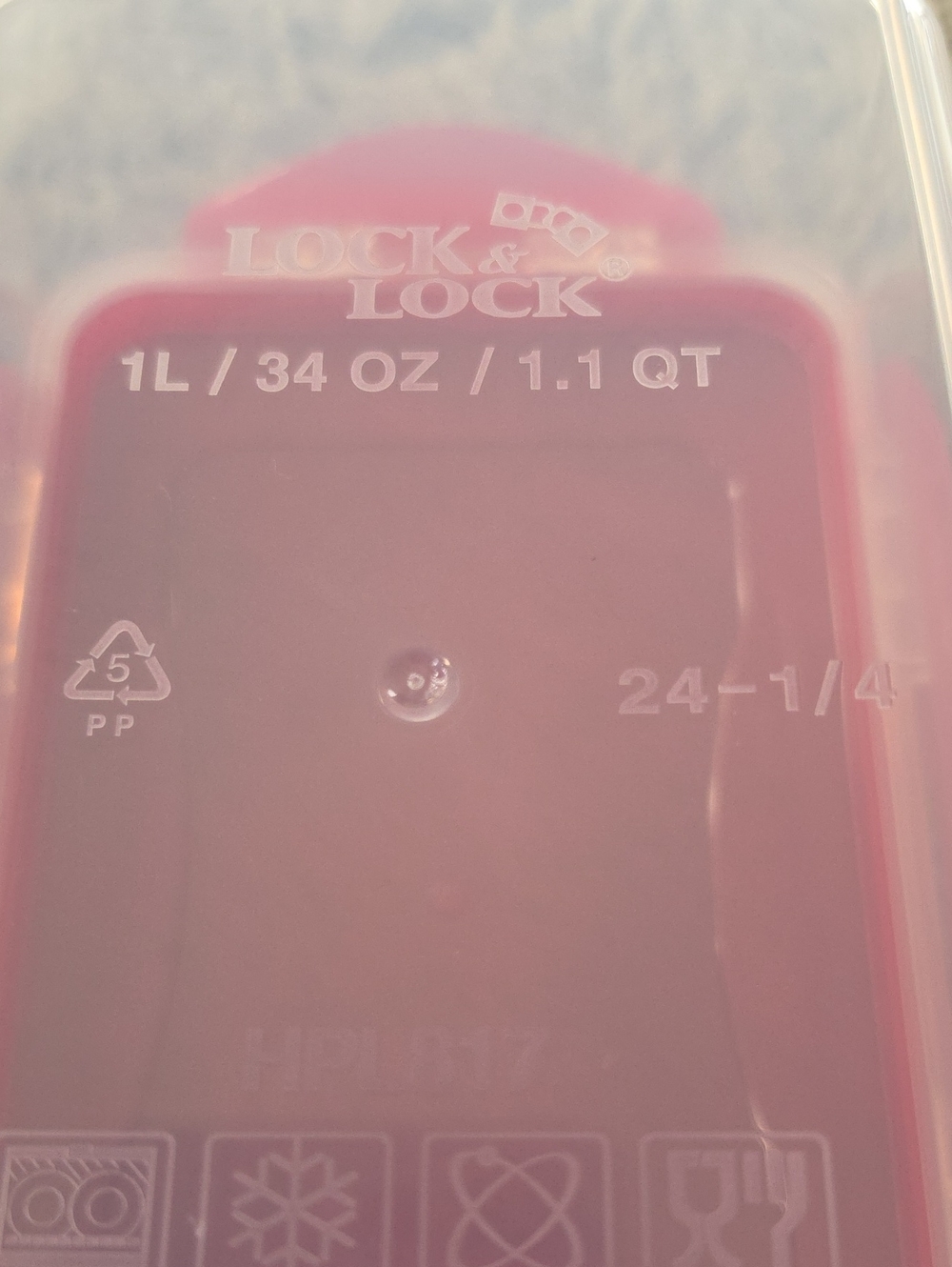 NIB Lock & Lock Red Food Storage Containers - Multipack - Picture 3 of 4